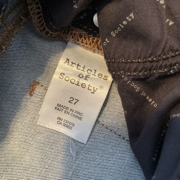 Articles of society distressed denim - Picture 3 of 5